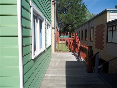 Jindabyne Pool Entrance Deck