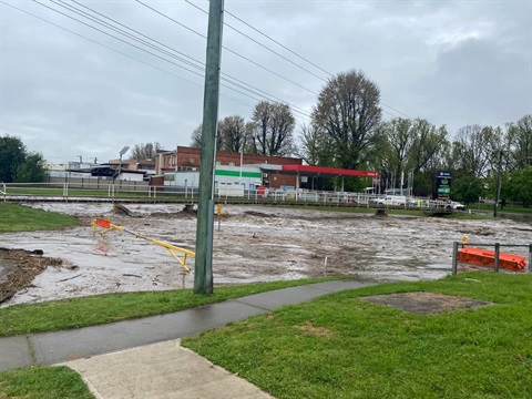 Massie Street causeway under water 25 OCT 2022