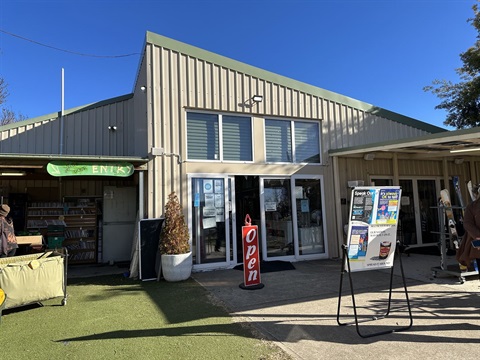 Jindabyne Op Shop